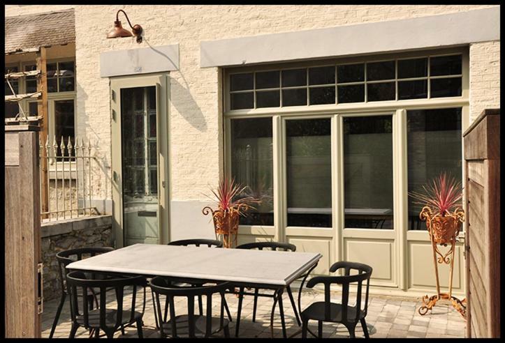 Een Thuis In De Condroz Waulsort Exterior foto